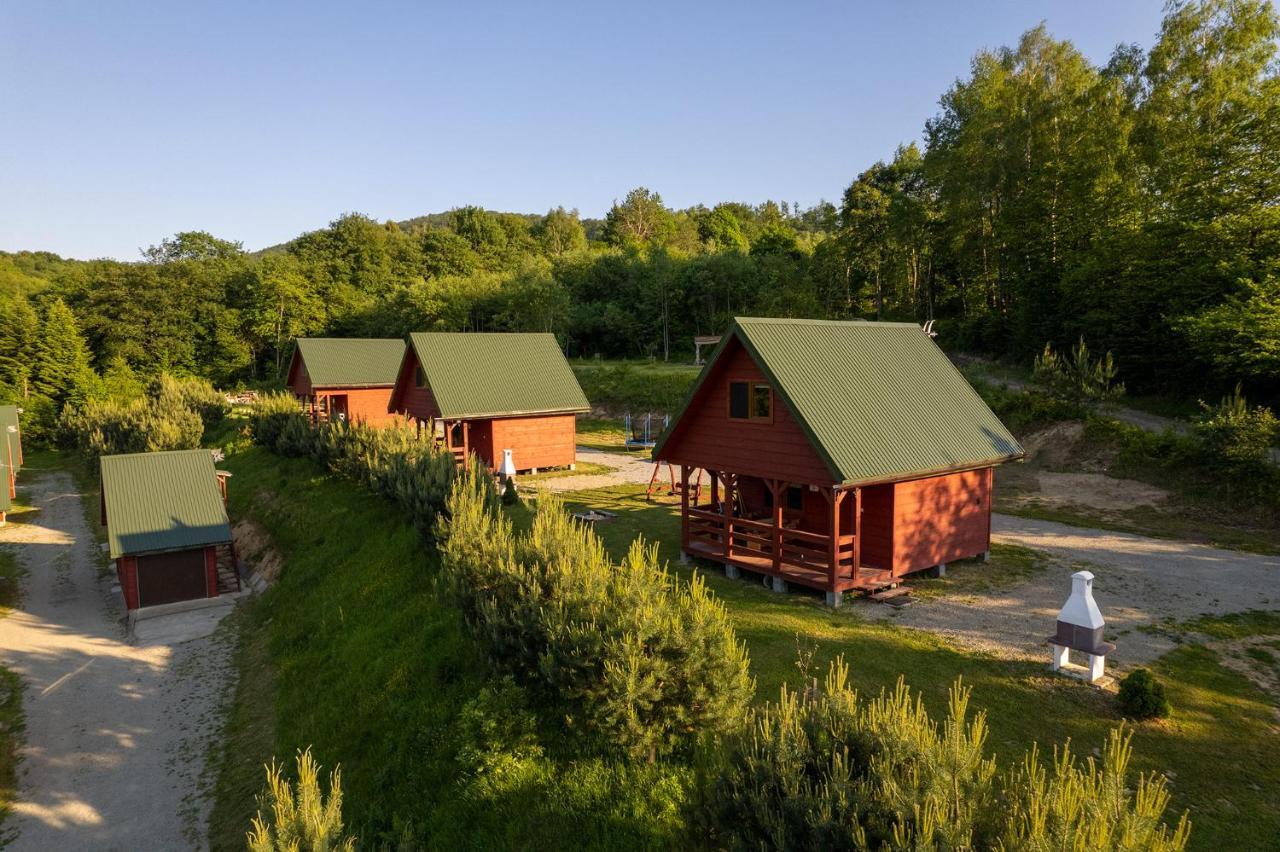 Hotel Uweronci Ustrzyki Dolne Esterno foto