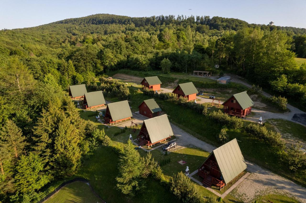 Hotel Uweronci Ustrzyki Dolne Esterno foto